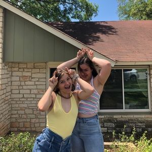 Meet your Posher, Abby